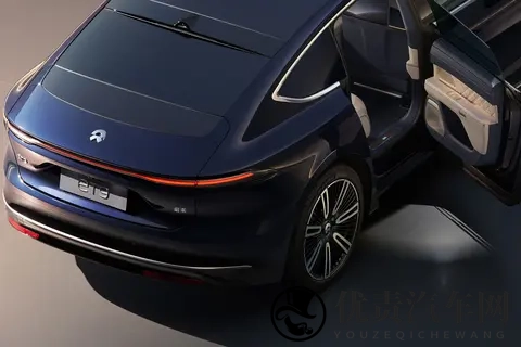 768万起，配3颗激光雷达+空悬+CPO，蔚来ET9实力如何？-3