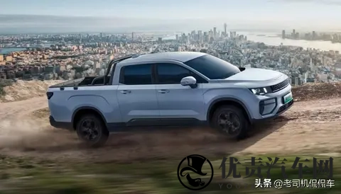 开完这台皮卡我才知道：为什么燃油车，怎么都干不过新能源！-2
