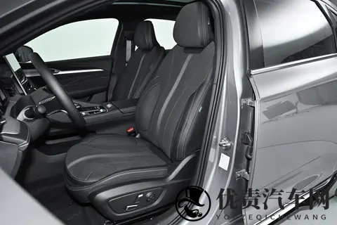 吉利星瑞：10万级车竟有30万级享受？这回真把我看晕了！-1