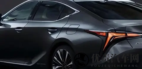 2025年还卖燃油车？雷克萨斯ES图的到底是什么！-1
