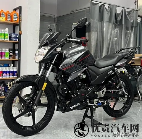 飞致250停产后,YS150凭啥坚挺?17L油耗+800公里续航,值不值?-3