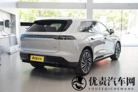 周末试驾星纪元 ET：一辆让全家都心动的家庭座驾-1