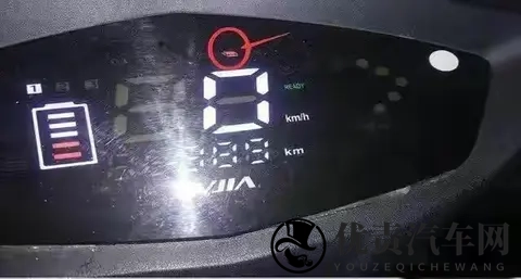 天冷电动车充足电，加油门就掉2格电，告诉你原因并分享改善方法-3