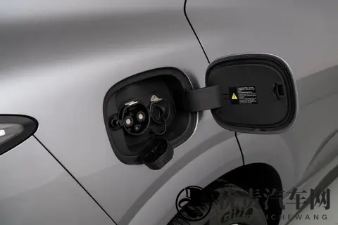 比亚迪又造了一台爆款！百天下线10万台，1398万起售-1