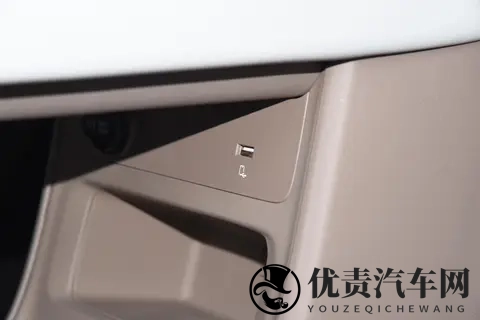 “9系标杆”岚图泰山订单爆棚!合作伙伴打响产能“保卫战”-1