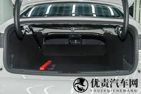 连续两个月销量破万，零跑B01凭什么这么香？-2