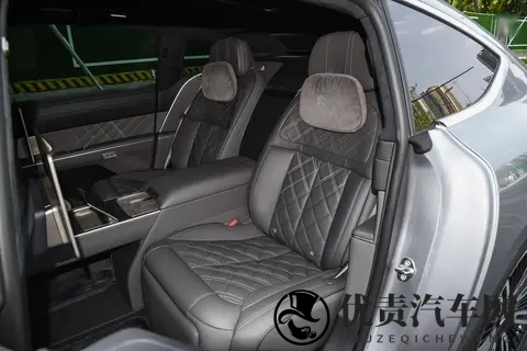 行政旗舰的新选择—蔚来ET9，线控转向+后轮转向定义旗舰轿车操控-3