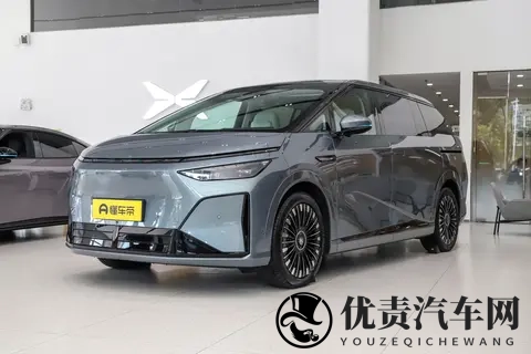 800V架构+5C超充，综合续航1602km！小鹏X9增程版预售价35万元起-2