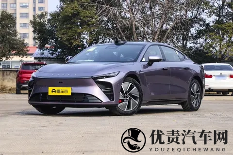 综合续航1645km，云台底盘+黄金增程动力，星纪元ES产品力如何？-1