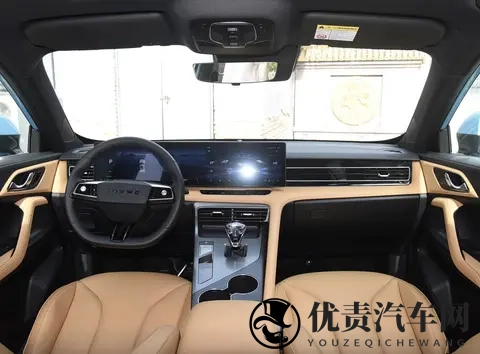 2026款荣威eRX5推出超混行政版，搭载15T插混动力，售1539万-3