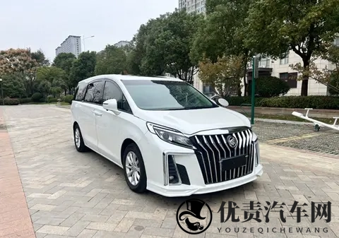 13万公里值不值？13万拿下18年别克GL8，家用商务都合适-1