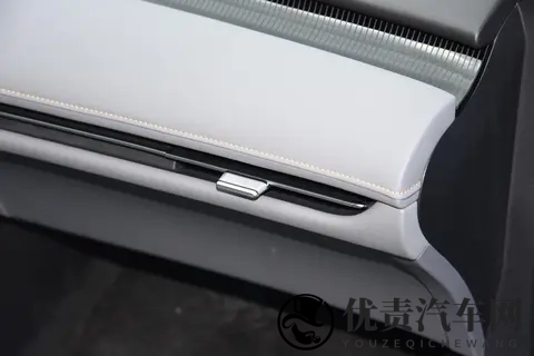 1698万起 第六代丰田荣放预订开启 哪款最值得入手?-1