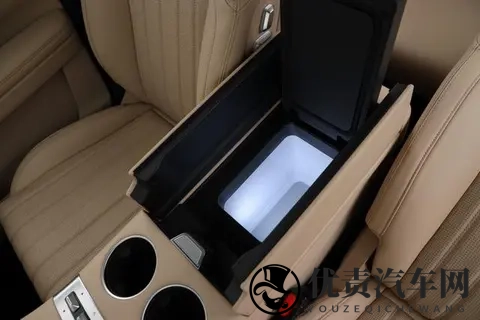 15万级SUV全能之选?试驾捷途山海L7 PLUS:“旅行小房车”爆火-2