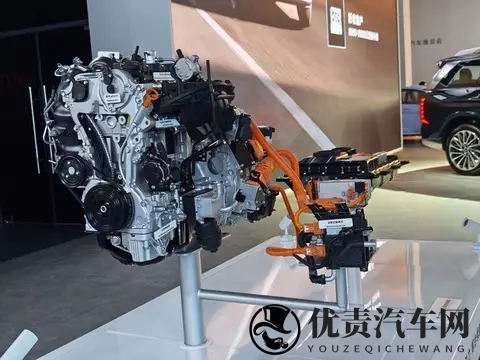 家庭 7 座务实选！帕里斯帝：10 气囊 + 1000km 续航，27 万进口够值吗？-1