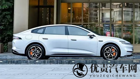 激光雷达+软硬悬挂，5_6座可选，这款中大型SUV14万-1