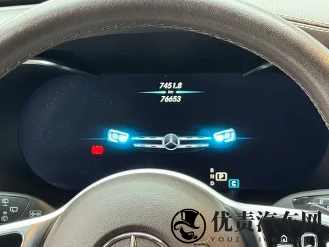 22万多拿下奔驰GLC,一手车况,家用代步好选择-3