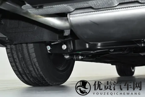 吉利星瑞东方曜实车体验：20T+8AT，10万级也有高级感-2