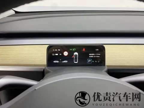 23年7月上牌,准新一手特斯拉Model Y,176万代步优选-3