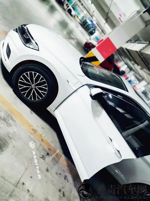 大众速腾的思考：花十万，三万买的是车，七万买的是VW 标！-1