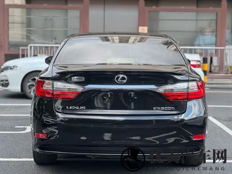 12万多拿下雷克萨斯ES混动，省油代步，家用舒适之选！-1