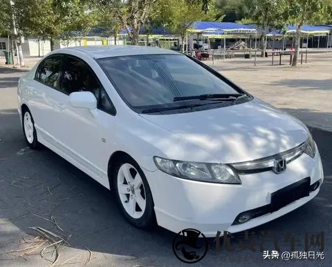 本田思域哪代最经典，第八代思域最经典第十代最受欢迎-2