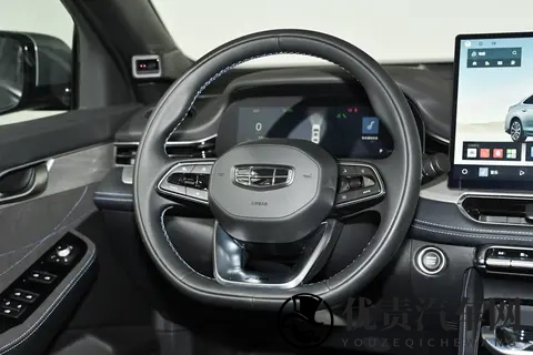 吉利星瑞东方曜实车体验：20T+8AT，10万级也有高级感-3