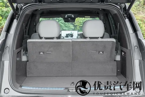 指导价2998万起,标配双腔空悬+主动转向,腾势N8L DM购车手册-2