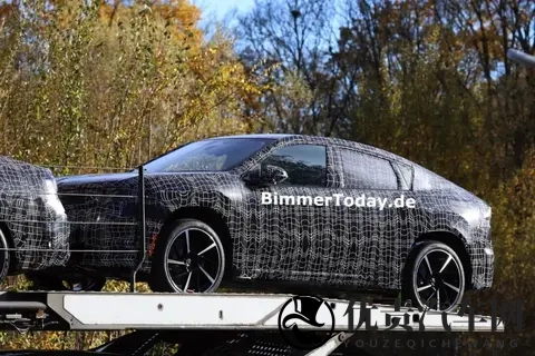 2025广州车展：广汽丰田双车发布，油电同强开始具象化-1