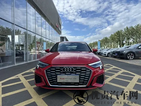 10万出头,入手准新奥迪A3L,体验德系精致轿跑!-2
