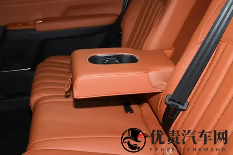 捷途X70L评测：有磁悬浮电磁悬架+8155芯片，还有哪些优点？-3