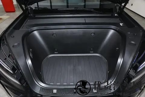 一部到位的家庭智能终端:乐道L90的用车哲学-3