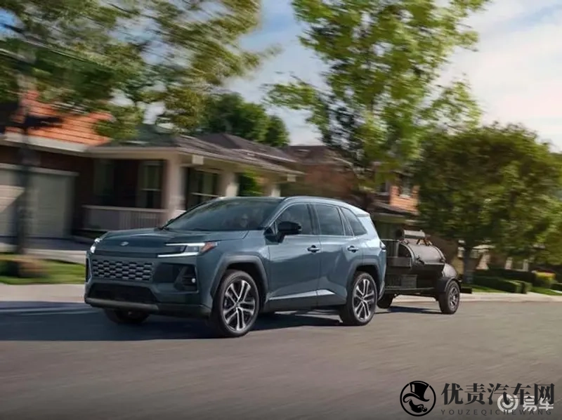 新RAV4荣放登场，硬派外观，三款动力选择，点燃驾驶激情-1