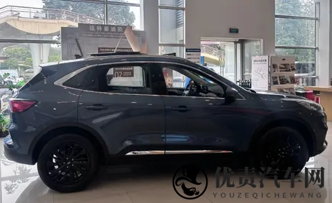 福特“硬汉SUV”发力，20T+8AT+毫秒级四驱，1198万起-1