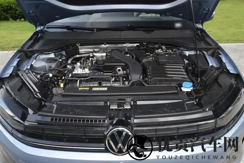 15万内想买高颜值家轿,可以看看这3款,好开也不贵-2