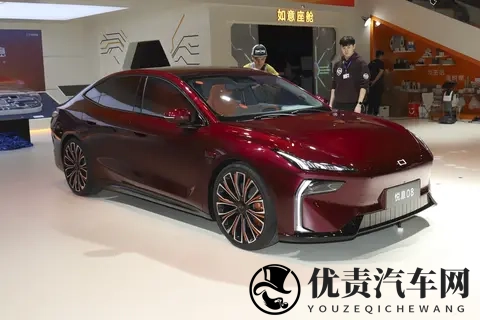 新车  最大功率202千瓦_匹配磷酸铁锂电池，奔腾悦意08最新消息-3