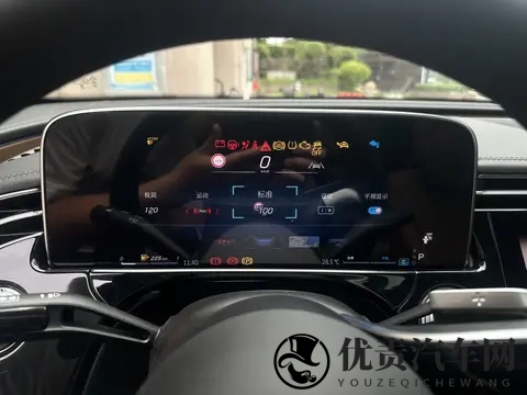 新款奔驰E300L加装原厂HUD抬头显示+原厂香氛负离子系统案例分享-1