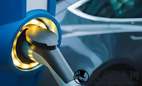 电车鄙视链真相:30万年薪的人买油车,300万年薪的人开电车-2