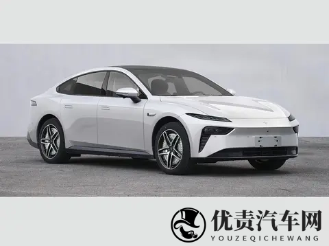 全球首款四轮毂电机量产车！东风eπ 007落地-3