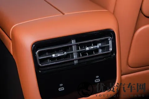 捷途山海L7 PLUS：插混SUV新标杆，家用旅行露营神器-3