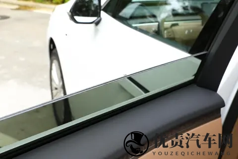 家用 SUV 选购：乐道 L90 上市 86 天交付破 3 万，何以成家庭新选？-3