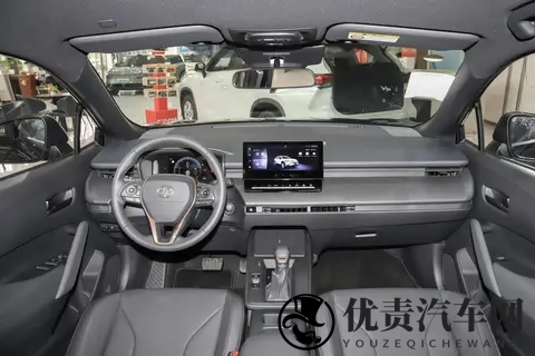 打工人通勤 vs 家庭出游,锋兰达 2026 款这两款车型该怎么选?-3