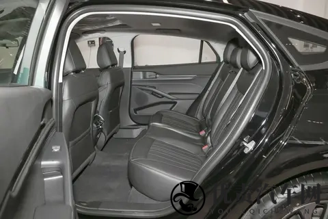 蒙迪欧20T豪华型：预算15万左右，想买合资B级车，家用如何？-3