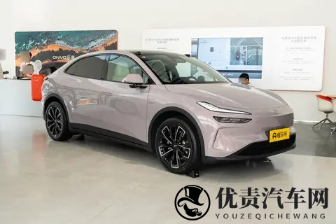 试驾乐道 L60:能躺平能放电,家庭出行痛点全拿捏!-1