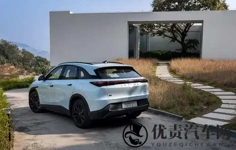 家庭投票！为啥都选全新极狐阿尔法t5？-1