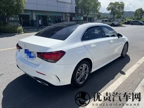三年一手奔驰A级，6万公里，都市白领代步优选！-1