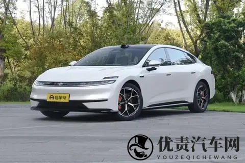 长安启源A06:空间大,配置高,续航长,家用选车可以看看它-3