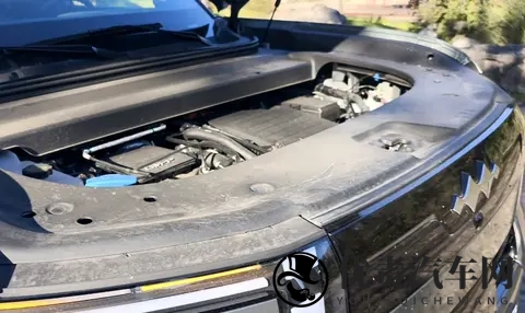 既有越野车的硬派，也有家用车的细腻，试驾方程豹钛7-2