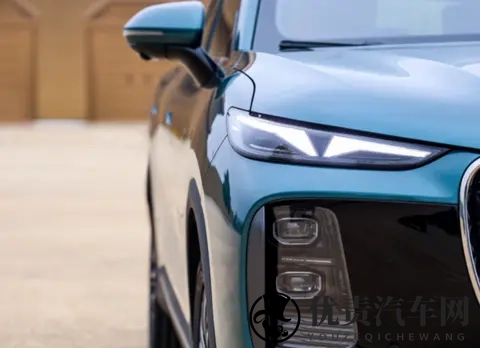 开出去是SUV,停下来是家庭套房!第五代瑞虎8太会了-2