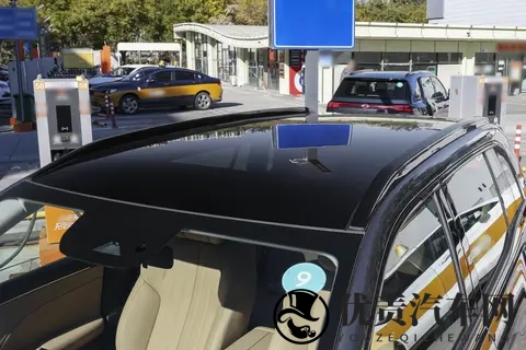 新手司机探店新车！埃安i60增程版，这款车有哪些亮眼看点？-2