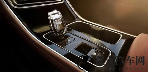 官方确认！全新吉利帝豪将于11月18日上市，尺寸提升_增15T动力-3